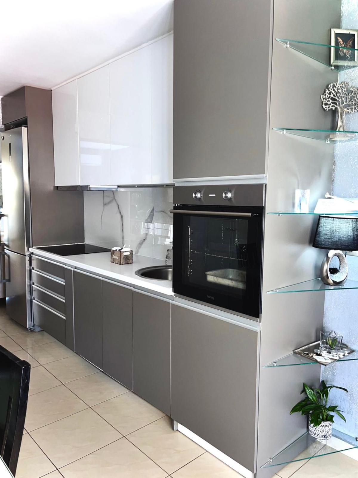 Diamond City Lux Apartment Аргостолион Екстериор снимка